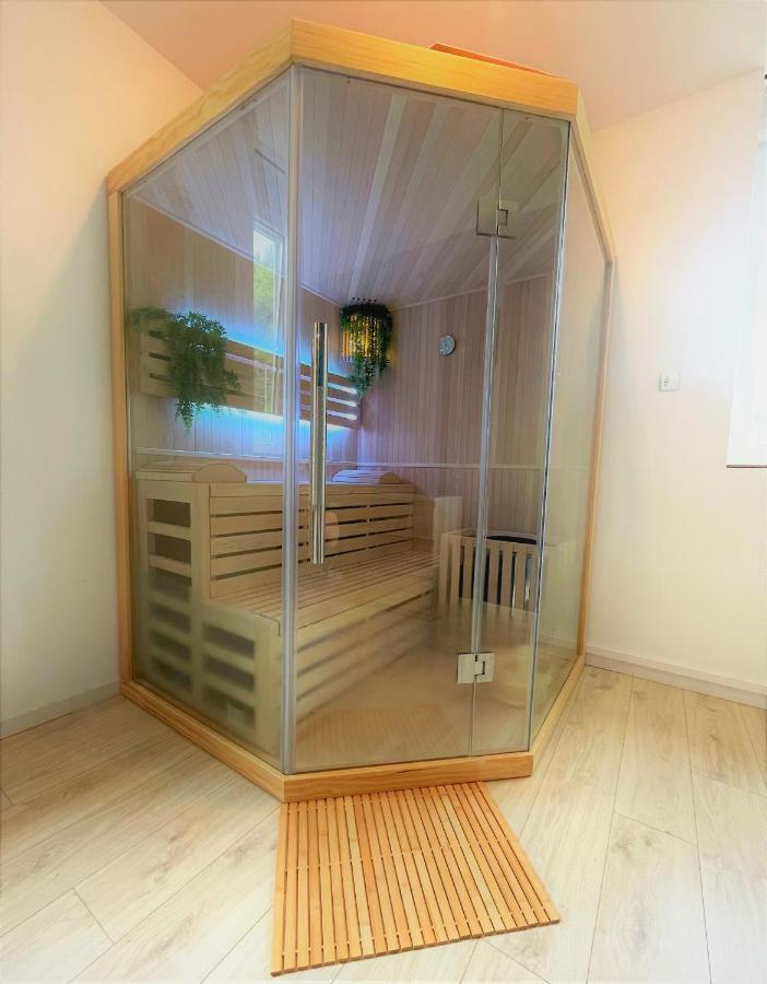 Sauna En Bord De Riviere Morez Buitenkant foto
